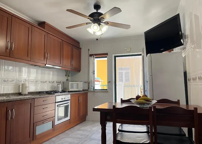Moradia Da Ilda - Casas De Ferias Nazare