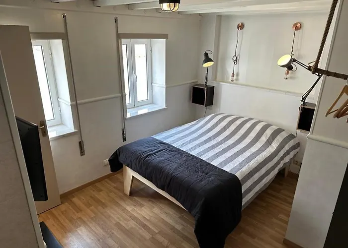 100 Meters From The Beach! Rua Da Paz Nazare